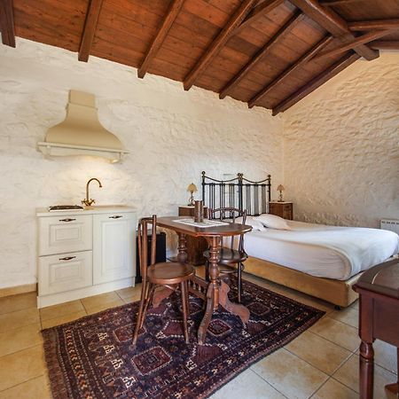 Lithos Stone Suites Areopoli Phòng bức ảnh