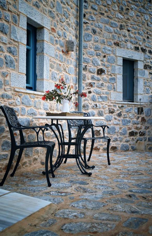 Lithos Stone Suites Areopoli Ngoại thất bức ảnh