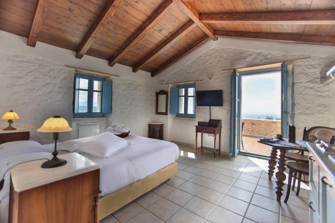 Lithos Stone Suites Areopoli Ngoại thất bức ảnh