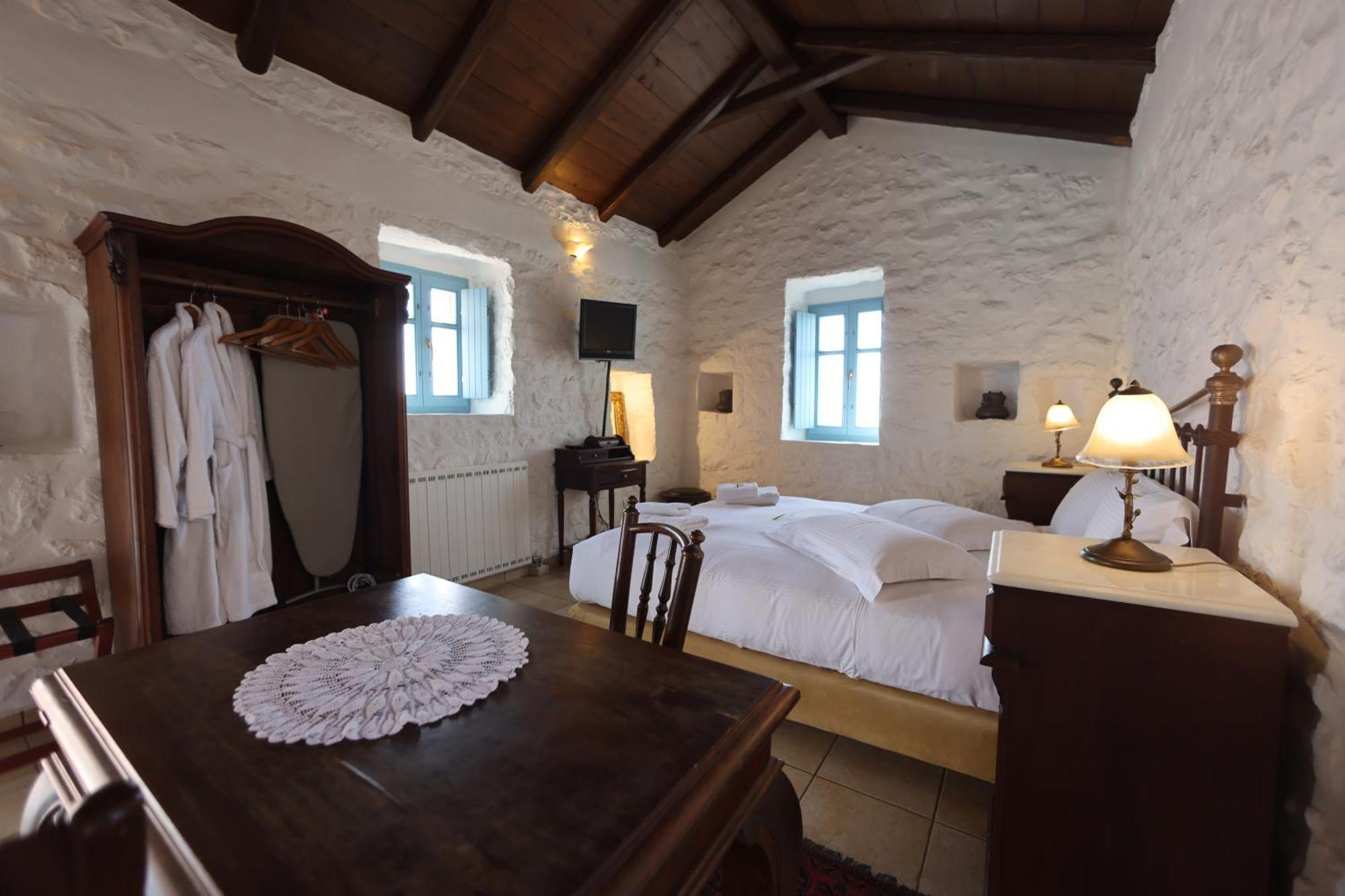 Lithos Stone Suites Areopoli Phòng bức ảnh